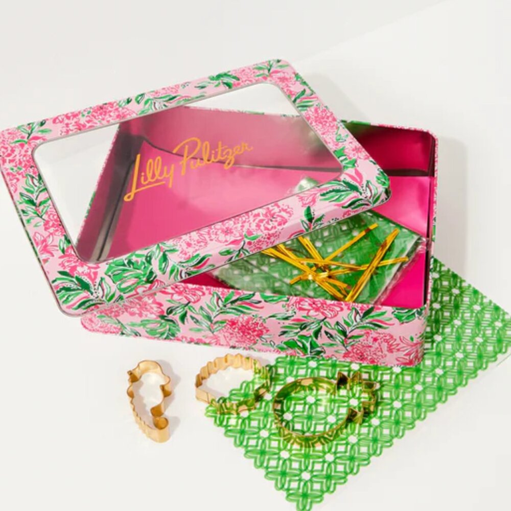 NWT Lilly Pulitzer Koala La La Cookie Exchange Kit Tin Cookie Cutters